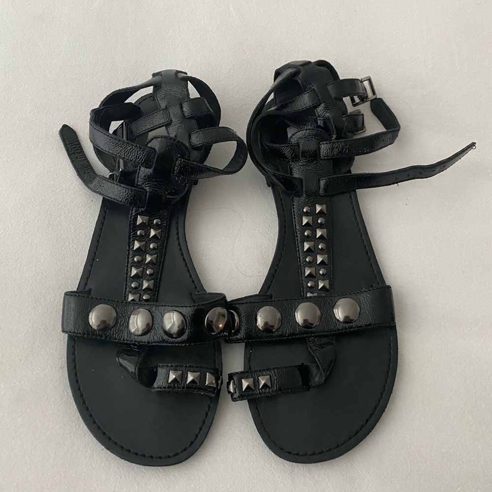Steve Madden sandals perfect for festival season! Never worn